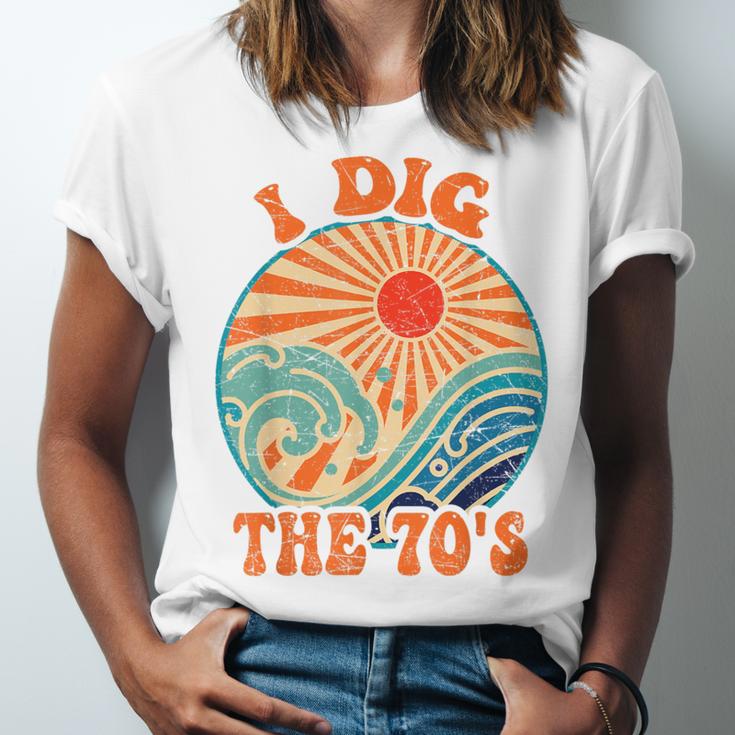 I Dig The 70s Aesthetic Nostalgia 1970's Retro 70s Party Unisex Jersey T-Shirt I Dig The 70s Aesthetic Nostalgia 1970's Retro 70s Party Unisex Jersey T-Shirt