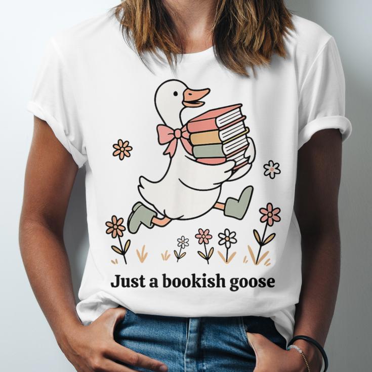 Goose With Books Cute Bookworm Reader Unisex Jersey T-Shirt