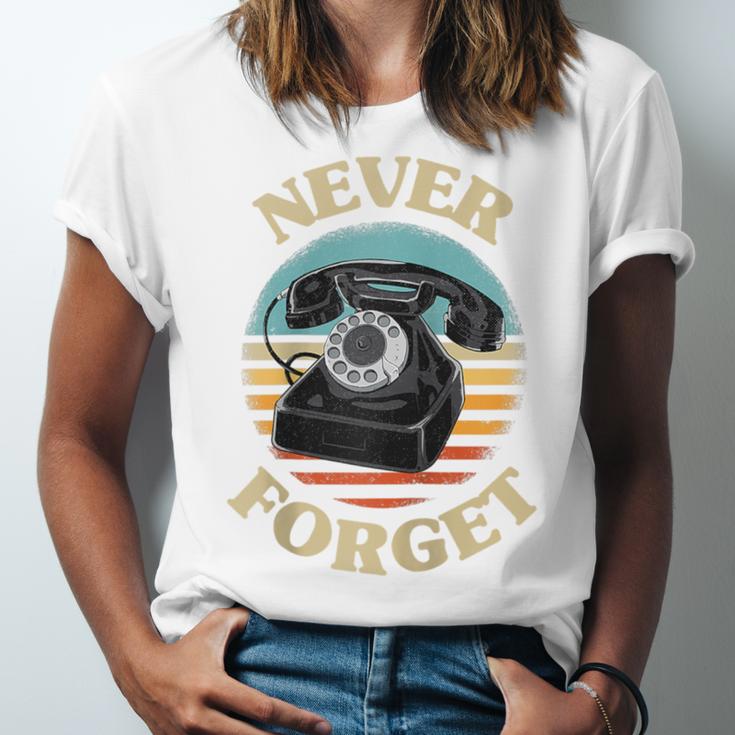 Retro Phone Never Forget Nostalgia Vintage Raglan Baseball Tee Unisex Jersey T-Shirt