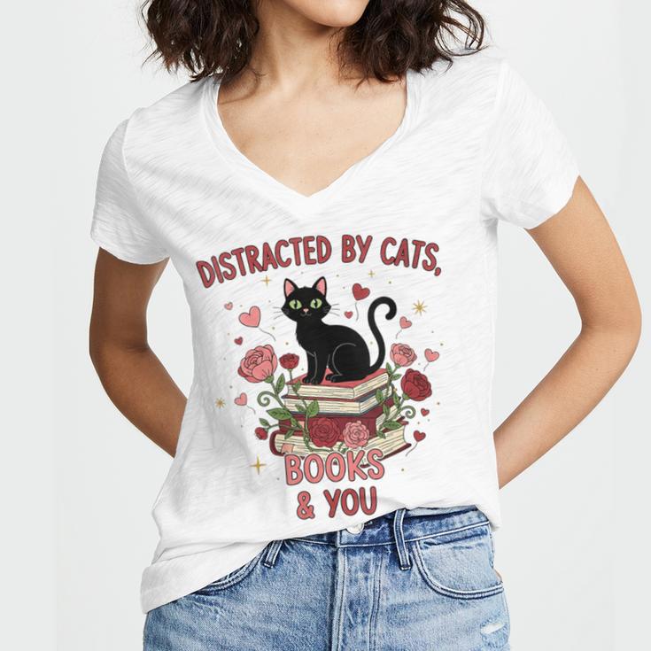 Women's Cat Books Romantic Floral Aesthetic Book Lover Cat Owner Women's Jersey Short Sleeve Deep V-Neck Tshirt