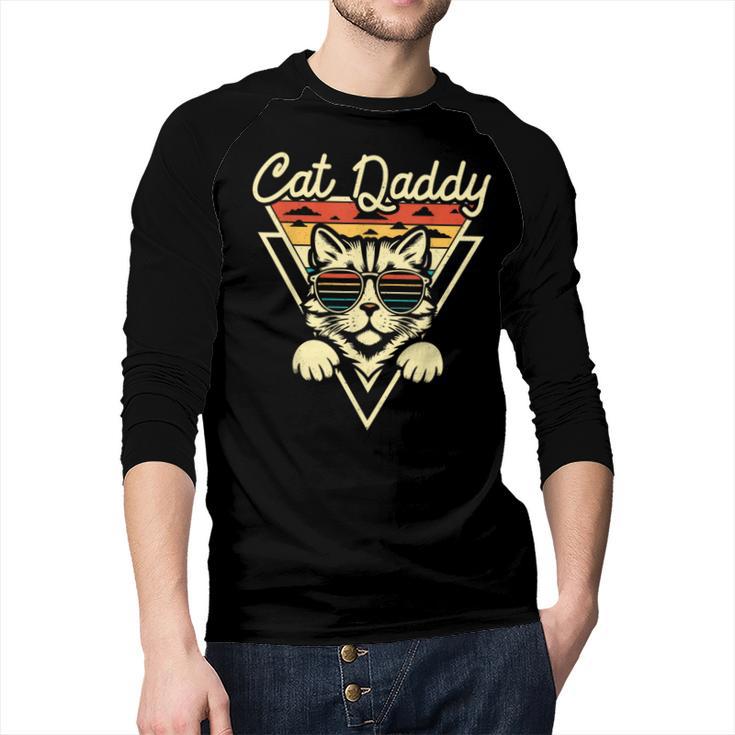 Cat Daddy Retro Sunglasses Cat Fur Dad Papa Vintage Cat Dad Men Baseball Raglan Shirt
