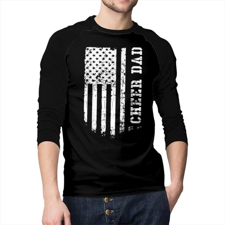 Cheer Dad Cheerleading American Flag Fathers Day Cheerleader Men Baseball Raglan Shirt