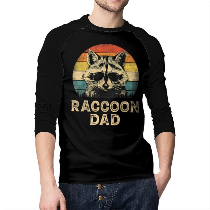 Vintage Raccoon Dad Raccoon Lovers Daddy Father's Day Men Baseball Raglan Shirt