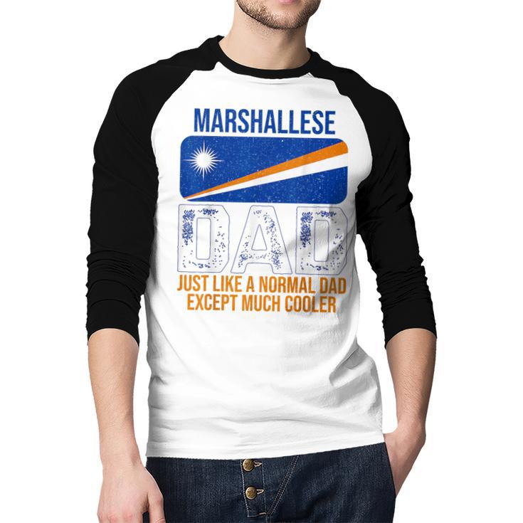 Marshallese Dad Marshall Islands Flag For Father's Day Men Baseball Raglan Shirt