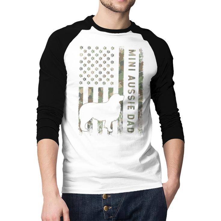 Mini Aussie Dad Australian Shepherd Dog Camo USA Flag Men Baseball Raglan Shirt