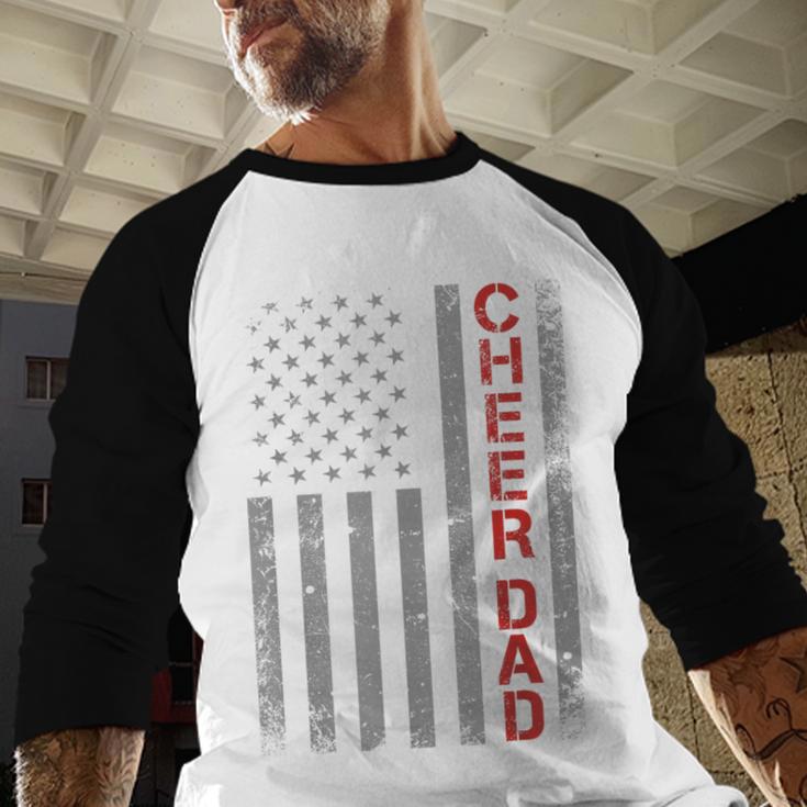 American Flag Cheer Dad Vintage Patriotic Father Cheerleader Men Baseball Raglan Shirt