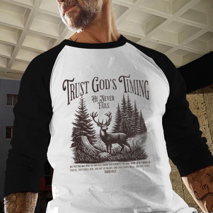 Christian Jesus Bible Verse Deer Elk Buck Hunting Dad Hunter Men Baseball Raglan Shirt