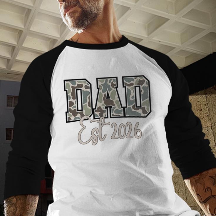 Dad Est 2026 Camo Old School Men Father's Day Dada Men Baseball Raglan Shirt