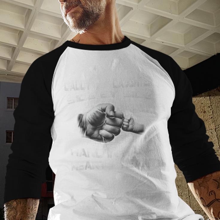 Daddy Daughter Fist Bump Matching Father's Day Best Dad Men Baseball Raglan Shirt