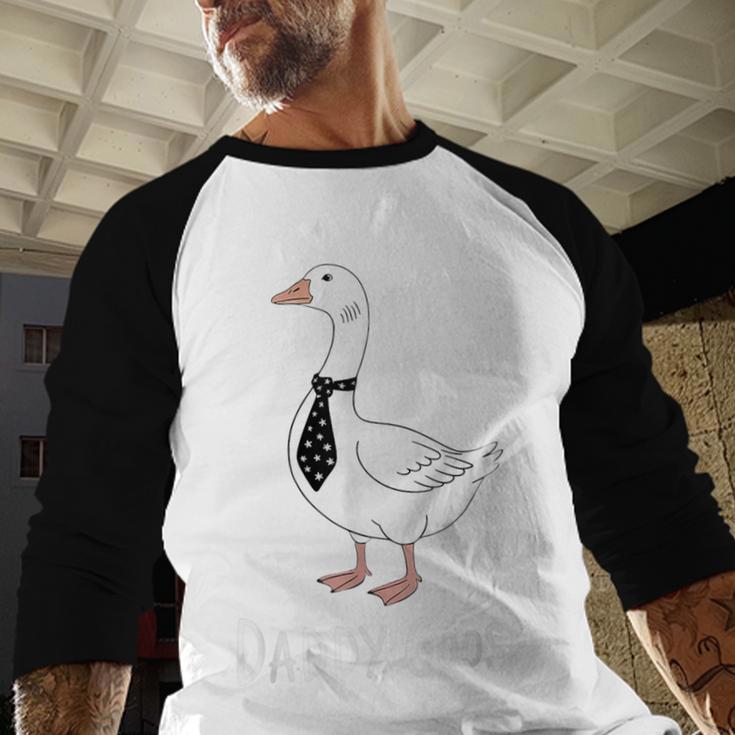 Daddy Goose Fun Father's Day Tee For Dad Men Baseball Raglan Shirt