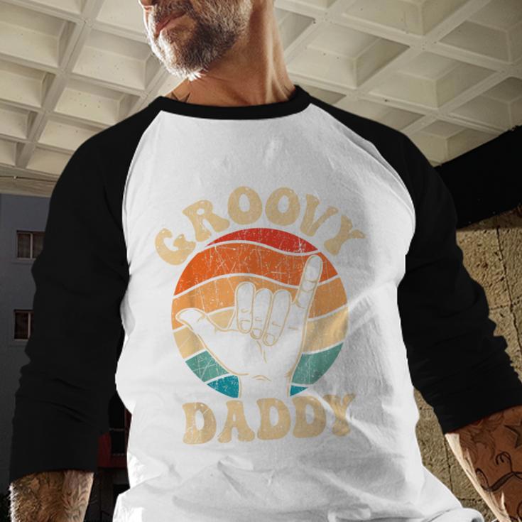Groovy Daddy 70s Aesthetic Nostalgia 1970's Retro Groovy Dad Men Baseball Raglan Shirt