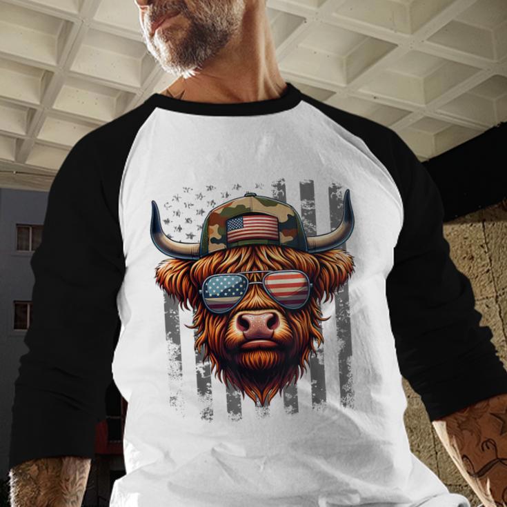 Highland Cow 4th July USA Flag Dad Father America Men Boys Men Baseball Raglan Shirt