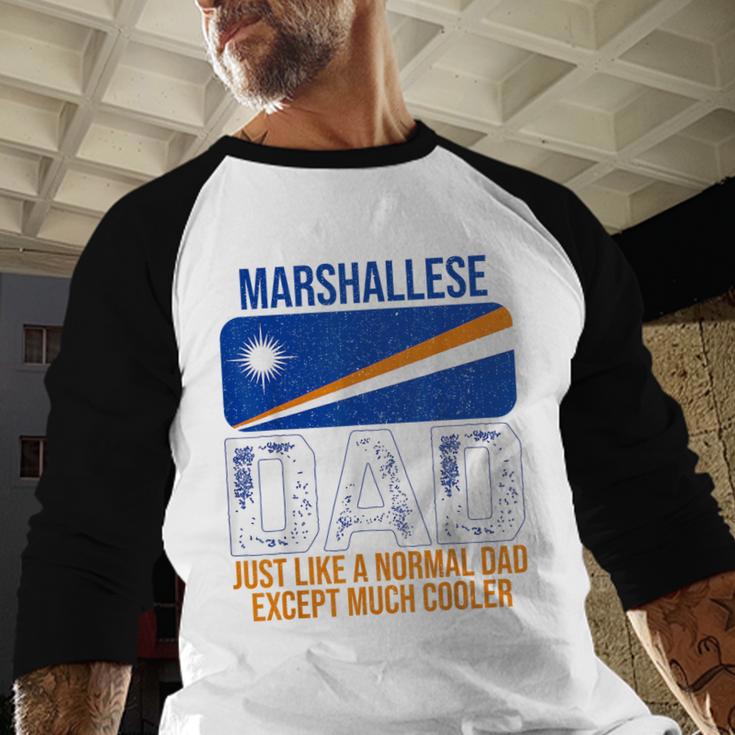Marshallese Dad Marshall Islands Flag For Father's Day Men Baseball Raglan Shirt