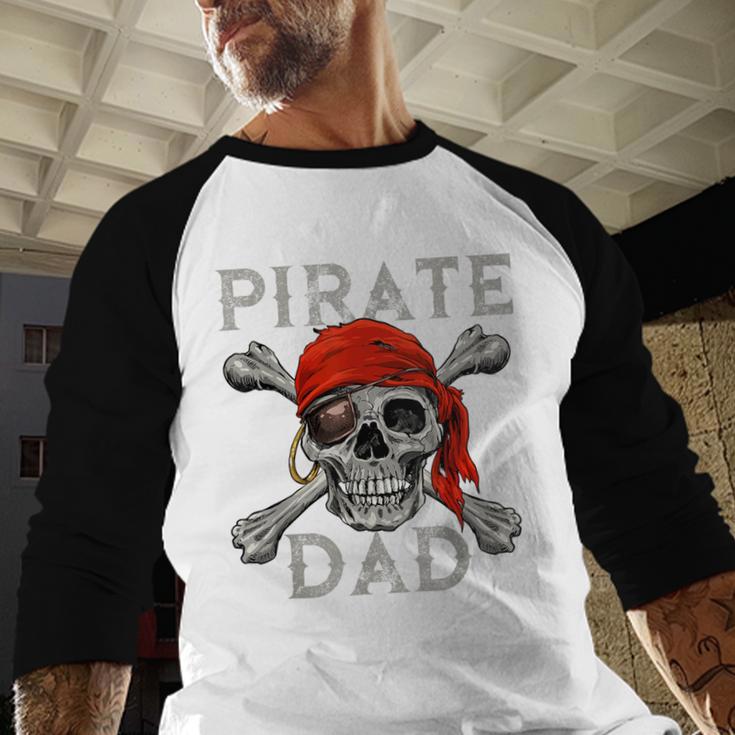 Pirate Dad Shirt Jolly Roger Crossbones Skull Halloween Men Baseball Raglan Shirt