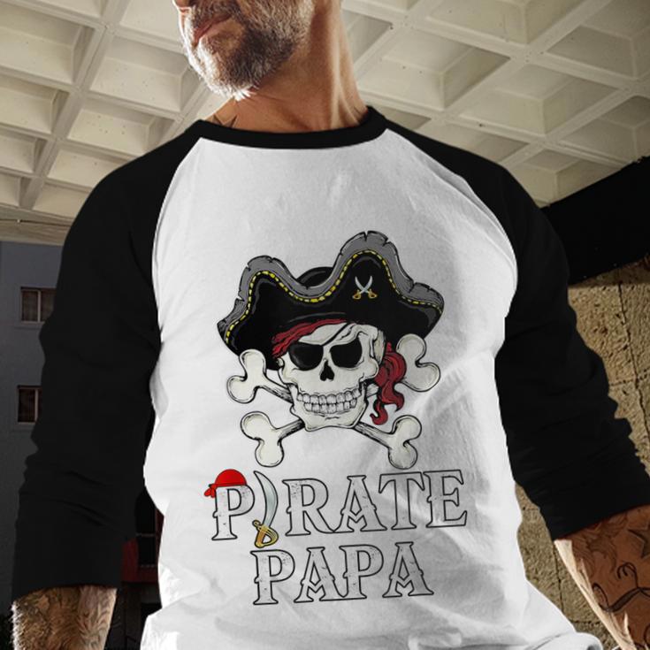 Pirate Papa Costume Jolly Roger Crossbones Pirate Dad Men Baseball Raglan Shirt