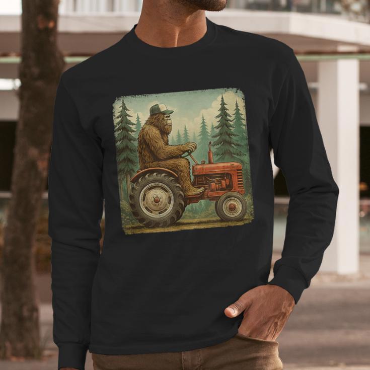 Farmer Men Tractor Rancher Farm Dad Distressed Men Long Sleeve T-Shirt