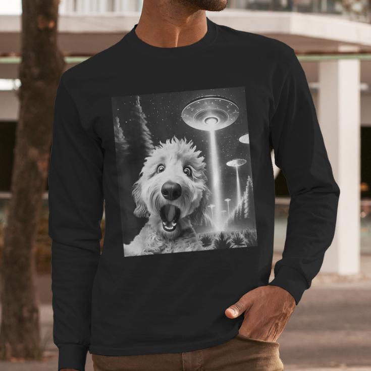 Goldendoodle Alien UFO Taking a Selfie Dog Mom Dad Men Long Sleeve T-Shirt
