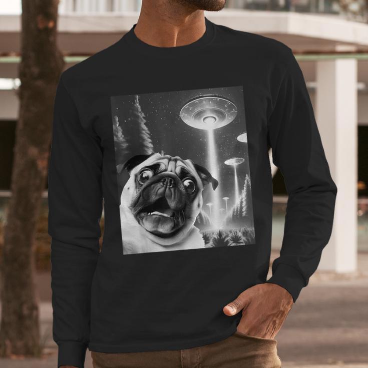 Pug Alien UFO Taking a Selfie Dog Mom Dad Men Long Sleeve T-Shirt Pug Alien UFO Taking a Selfie Dog Mom Dad Men Long Sleeve T-Shirt