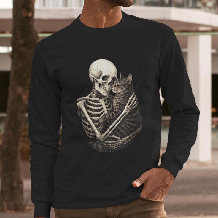 Skeleton Hugging Cat Halloween Cat Lover Cat Mom Dad Men Long Sleeve T-Shirt