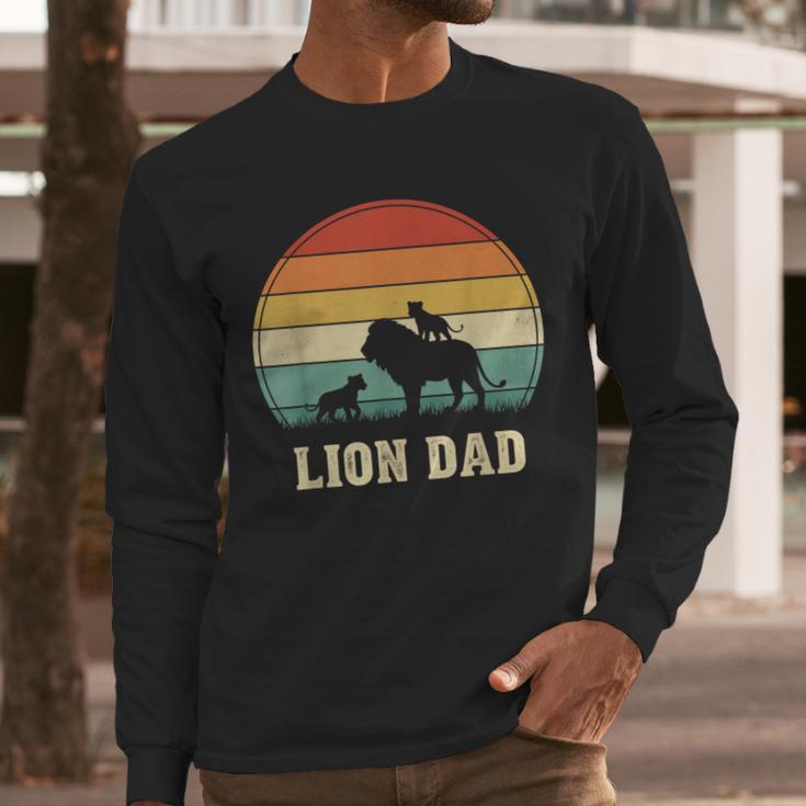 Vintage Lion Dad Father Grandpa Father's Day Men Long Sleeve T-Shirt