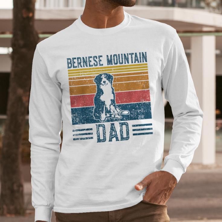 Dog Berner Dad Vintage Bernese Mountain Dad Men Long Sleeve T-Shirt