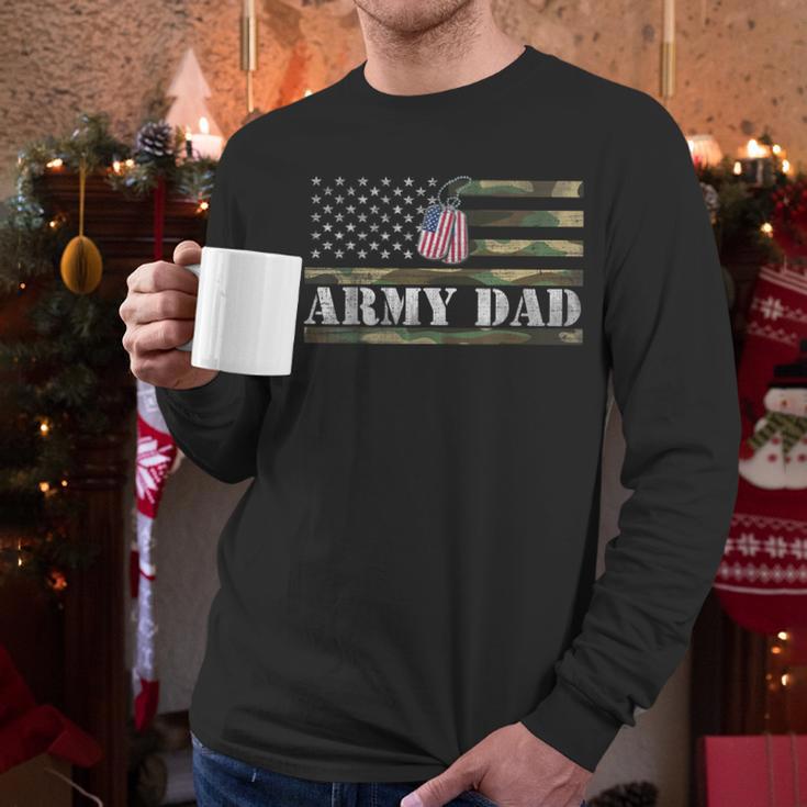 Army Dad With American Flag Camo For Veteran Day Women Kids Men Men Long Sleeve T-Shirt
