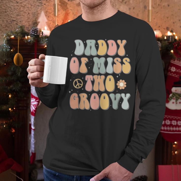Daddy Dad Two Groovy Second Birthday Retro 2nd Bday Party Men Long Sleeve T-Shirt