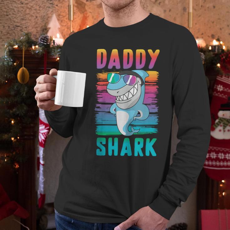 Daddy Shark Retro Vintage Dad Men Long Sleeve T-Shirt Daddy Shark Retro Vintage Dad Men Long Sleeve T-Shirt
