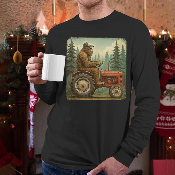 Farmer Men Tractor Rancher Farm Dad Distressed Men Long Sleeve T-Shirt