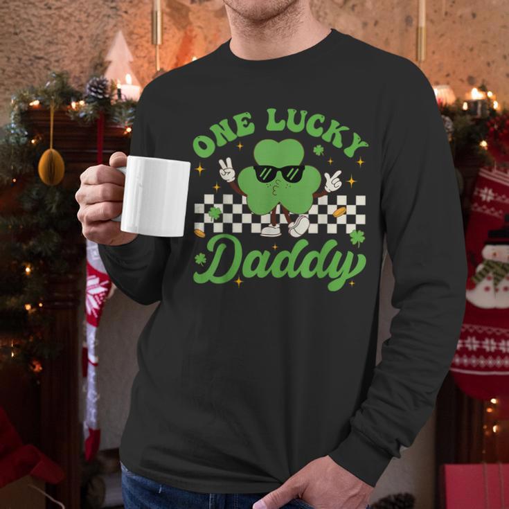 One Lucky Daddy St Patricks Day Dad Father Men Long Sleeve T-Shirt
