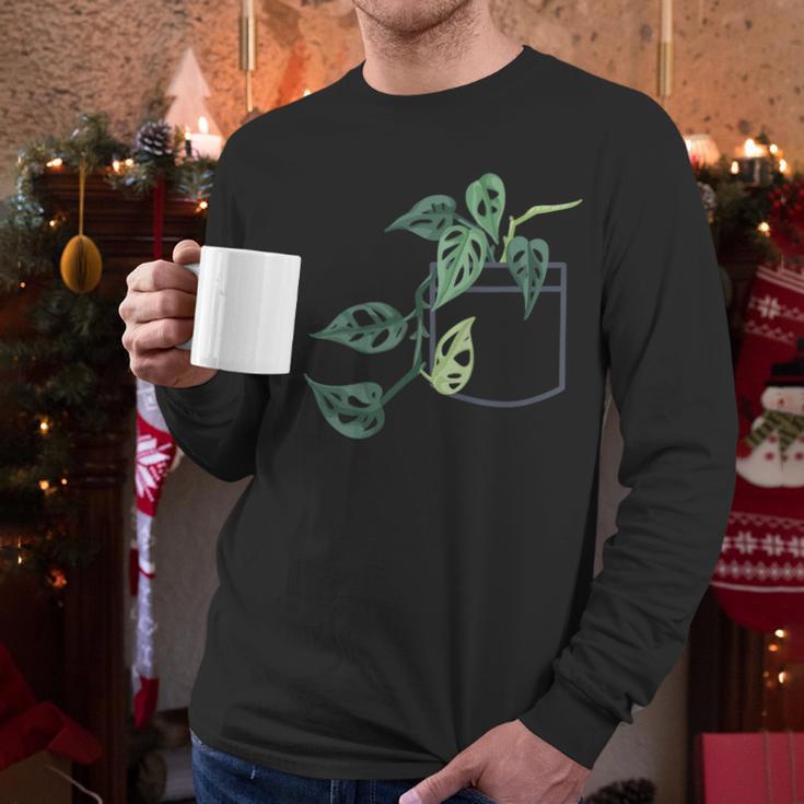 Plant Dad Plant Mom Grow Monstera Adansonii Urban Gardener Men Long Sleeve T-Shirt