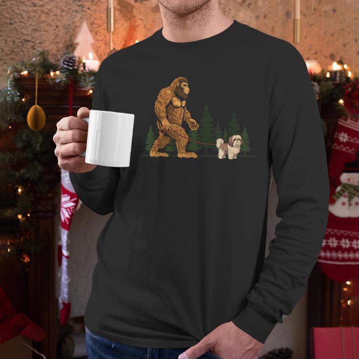 Shih Tzu Bigfoot Dog Walking Mom Dad Kids Men Long Sleeve T-Shirt