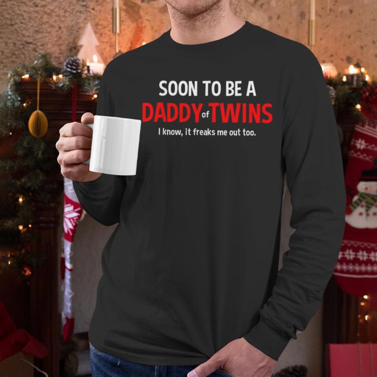 Soon To Be A Daddy Of Twins Expecting Father Men Long Sleeve T-Shirt Soon To Be A Daddy Of Twins Expecting Father Men Long Sleeve T-Shirt
