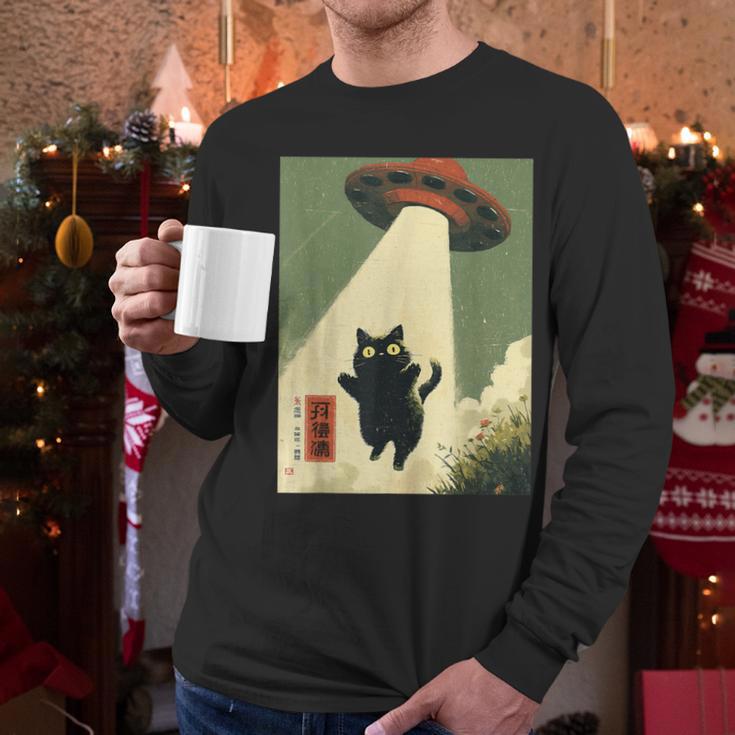 Vintage Japanese Cat Alien Cat Dad UFO Abduction Graphic Tee Men Long Sleeve T-Shirt