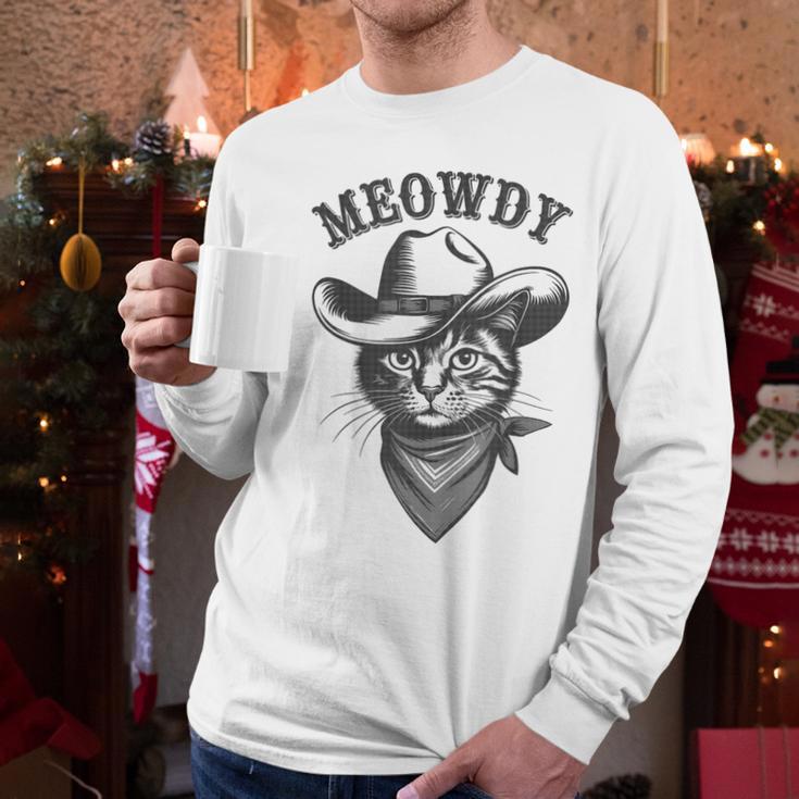 Meowdy Cat Cowboy Western Graphic Cat Lady Cat Dad Men Long Sleeve T-Shirt