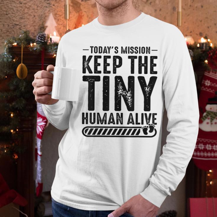 New Dad Est Keep Tiny Human Alive First Time Father's Day Men Long Sleeve T-Shirt