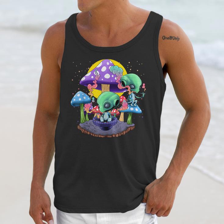 Psychedelic Alien Mushroom Nostalgia Groovy Vibe Hippie Unisex Tank Top