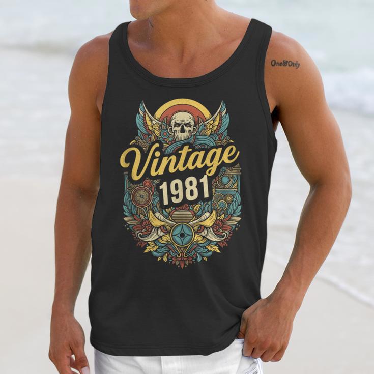 Vintage 1981 Retro Badge Nostalgia Eighties Compass Skull Unisex Tank Top