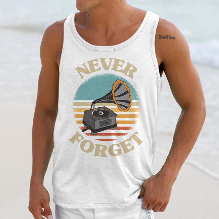 Retro Grammophone Never Forget Nostalgia Vintage Unisex Tank Top