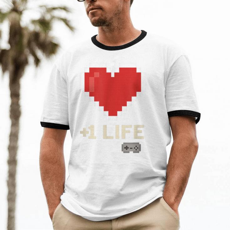 Retro Gamer 1 Life Pixel Heart – 8-Bit Gaming Nostalgia Unisex Cotton Ringer T-Shirt