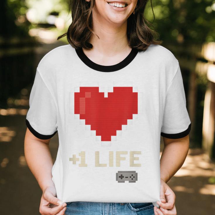 Retro Gamer 1 Life Pixel Heart – 8-Bit Gaming Nostalgia Unisex Cotton Ringer T-Shirt