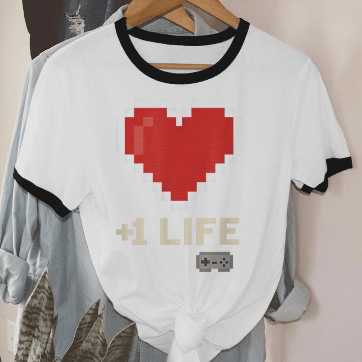 Retro Gamer 1 Life Pixel Heart – 8-Bit Gaming Nostalgia Unisex Cotton Ringer T-Shirt