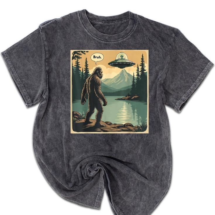 Bigfoot Sasquatch Alien Spaceship UFO Introvert Bruh Mineral Wash Tshirts