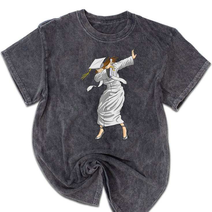 Dabbing Graduation Class Of 2025 Woman Graduation Mineral Wash Tshirts