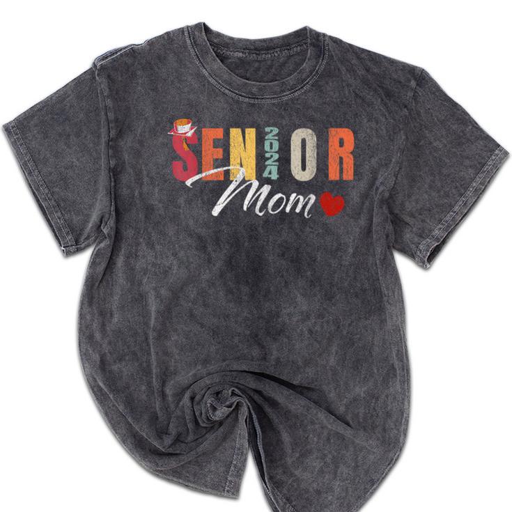 Senior Mom 2024 Graduation Heart Class Of 2024 Mineral Wash Tshirts