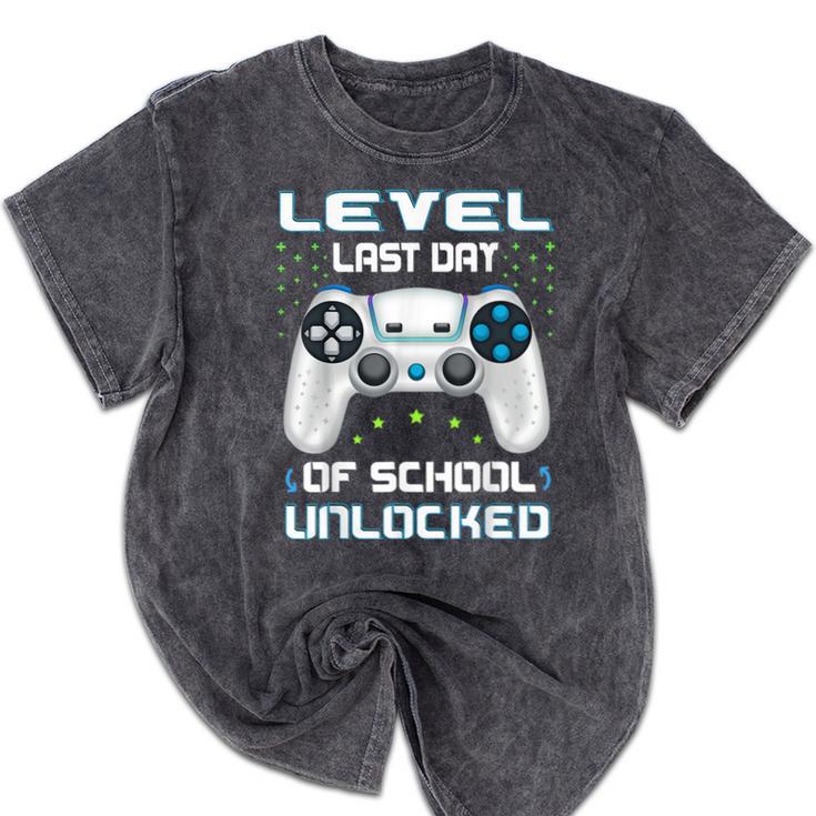 Last Days Of School Graduation Kindergarten Gamer Boys Kids Mineral Wash Tshirts