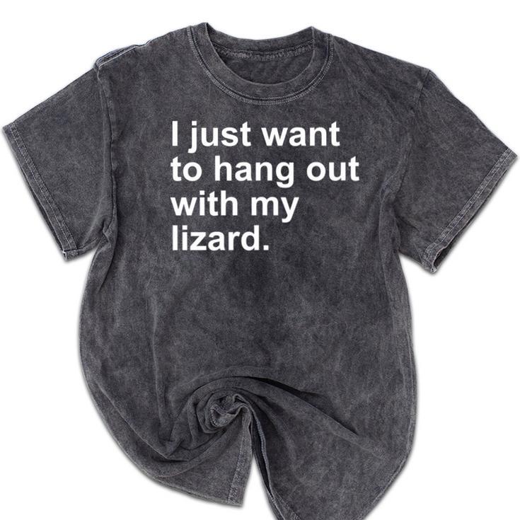 Introvert Lizard Owner Mineral Wash Tshirts