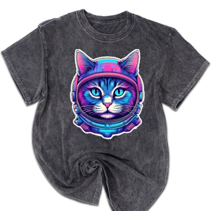Retro 80s Cat In Space Suit Nostalgia Cat Vintage Astronaut Mineral Wash Tshirts