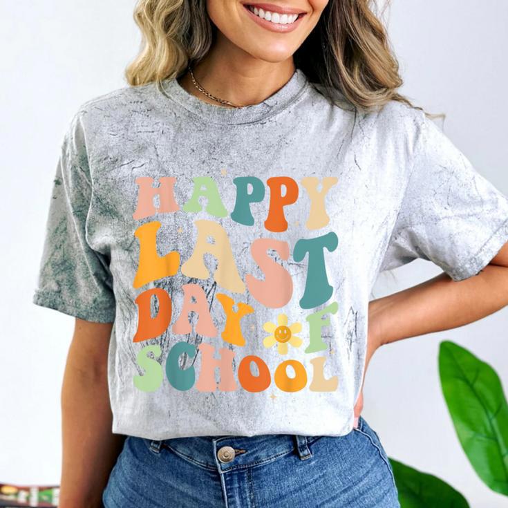 Happy Last Day Of School Groovy Teacher Student Graduation Comfort Color Blast T-Shirt