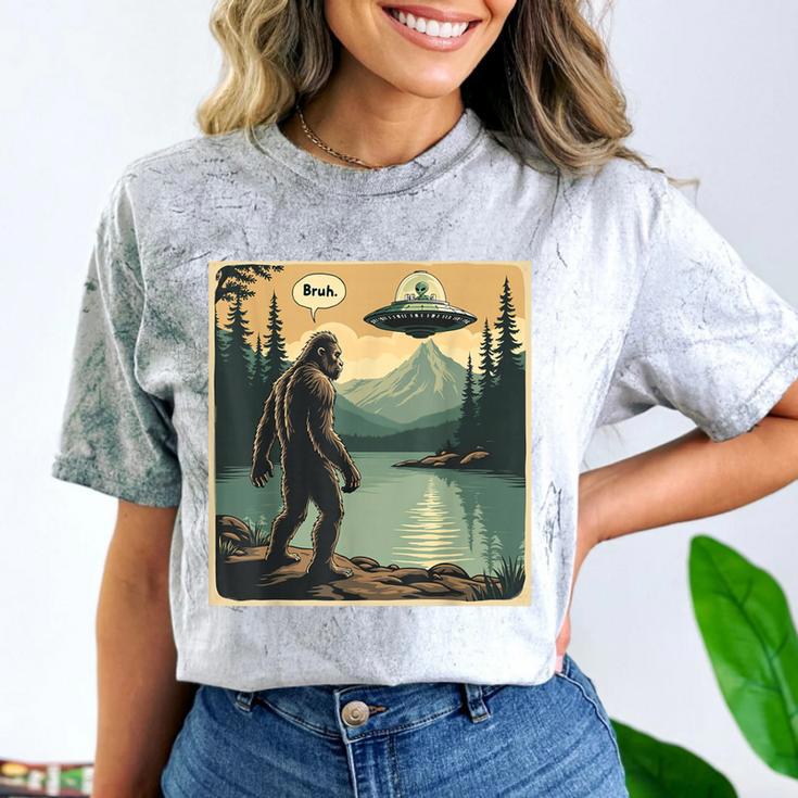 Bigfoot Sasquatch Alien Spaceship UFO Introvert Bruh Comfort Color Blast T-Shirt